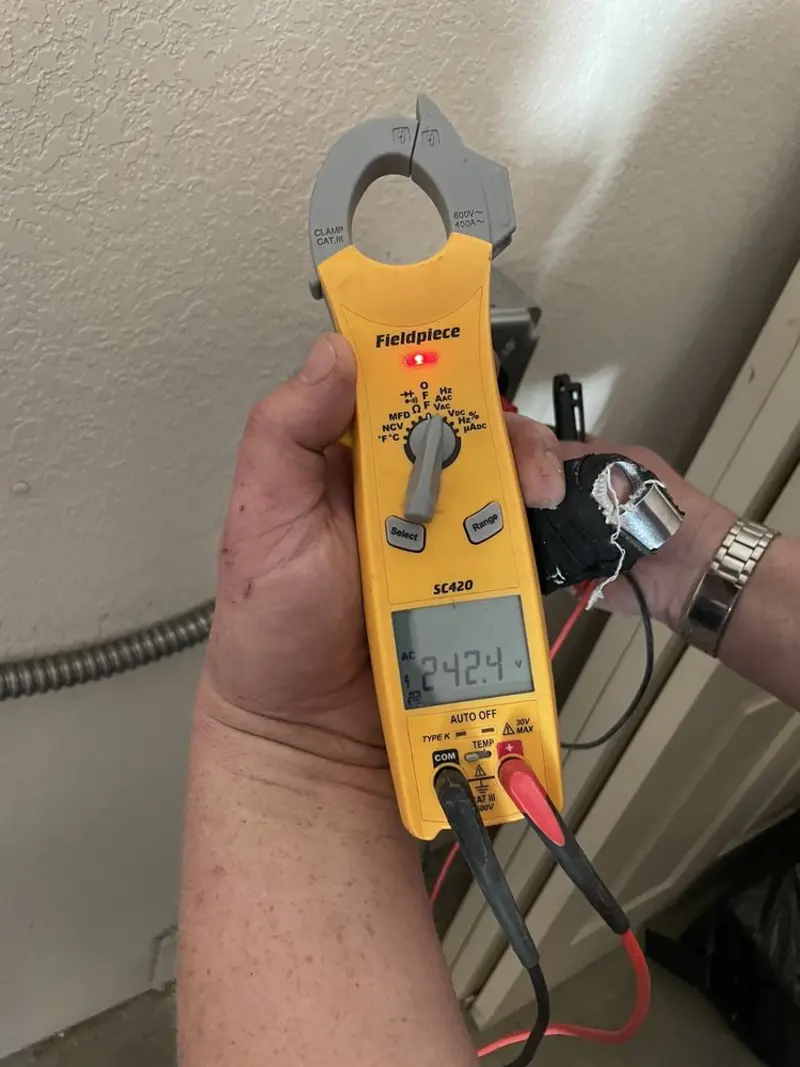 Voltage testing with clamp meter during Generator Installation in Mineral Wells